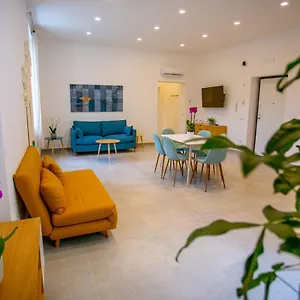 Cosmo 38 Luxury Napoli